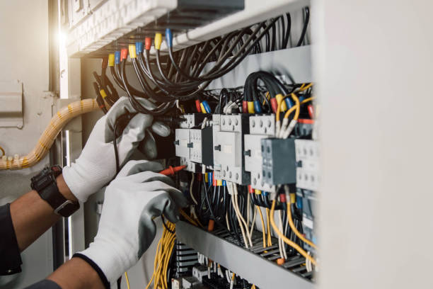 Best Affordable Emergency Electrician  in East Brewton, AL